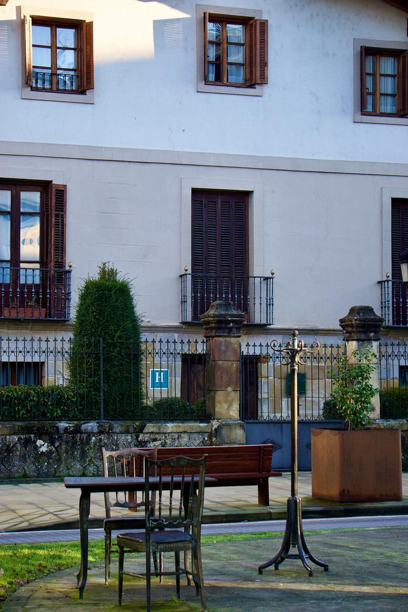 Hotel Konbenio Amorebieta-Etxano Exterior foto